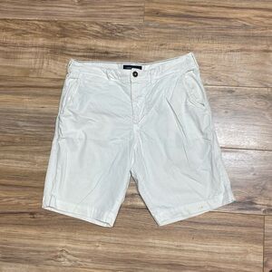 American Eagle mens Ne(x)t Level Flex Classic fit white shorts